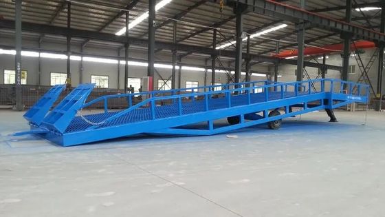 Customized Steel Pipe Portable Loading Dock Ramps With Anti Slip Platform 5 To 15 Tons