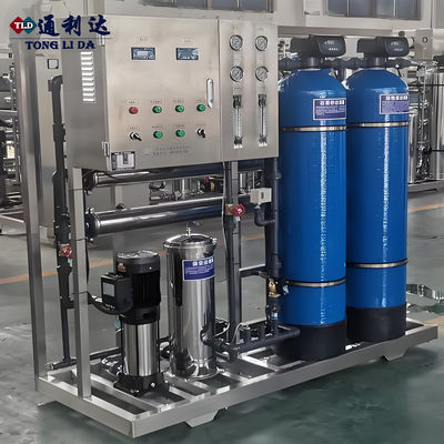 1500-2000L/H RO Water Purifier For Beverage And Dairy Processing 2.6m*0.9m*2m